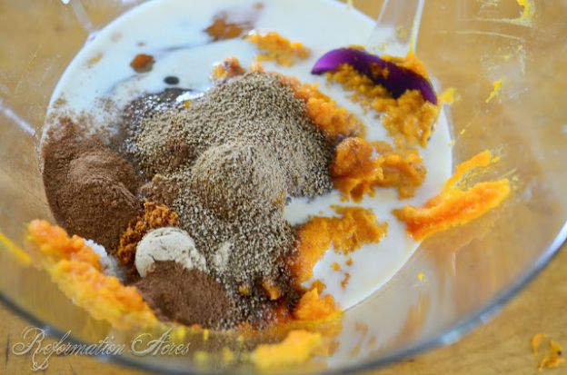 How to Puree Pumpkin & Other Winter Squash