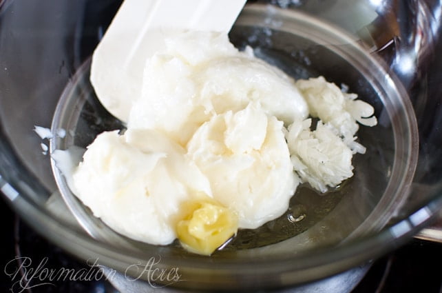 Putting the udder butter on a glass plate