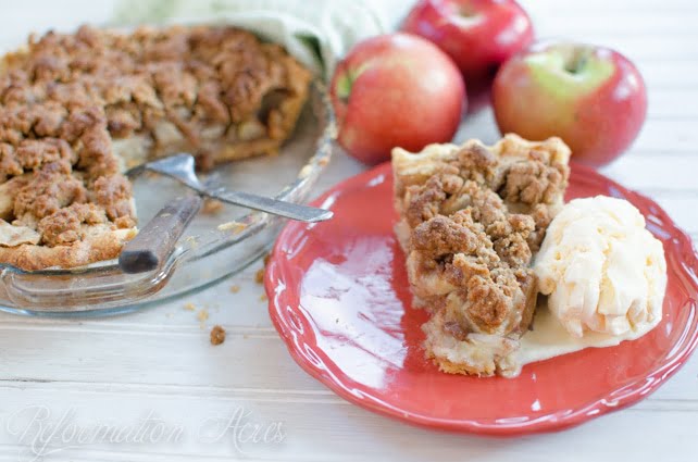 Apple Pie with Crunchy Streusel Topping- this is our favorite apple pie!