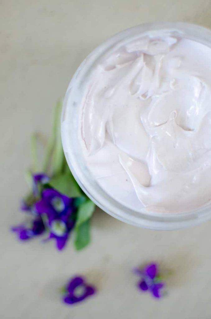 DIY Violet Lotion Tutorial! Learn how to make a creamy & ultra-moisturizing violet lotion with only a handful of ingredients!