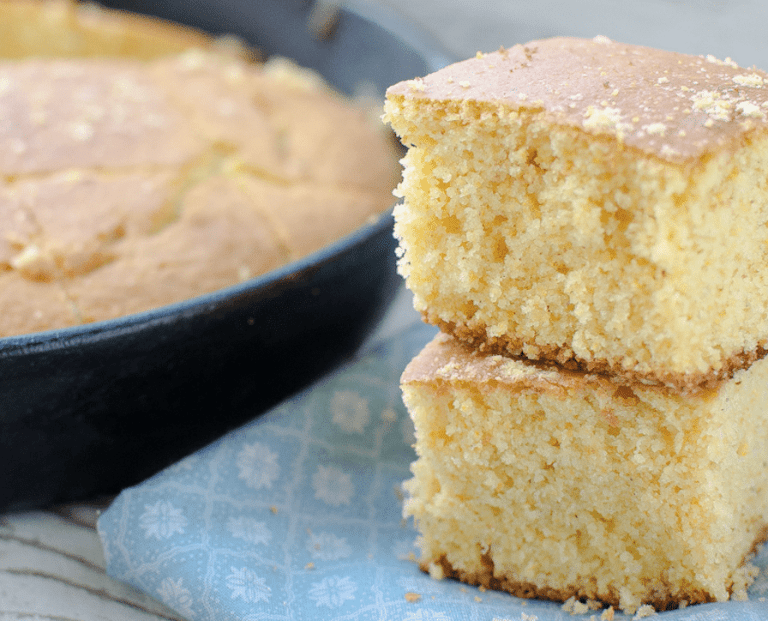 Corn bread muffins