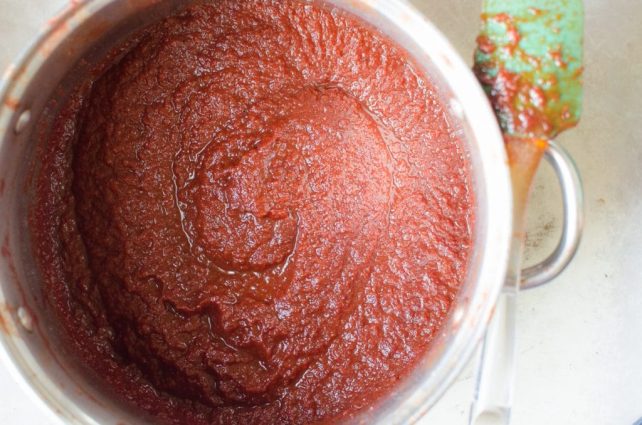 How to Use Fresh Tomatoes (and a Slow Cooker) to Make Homemade Ketchup