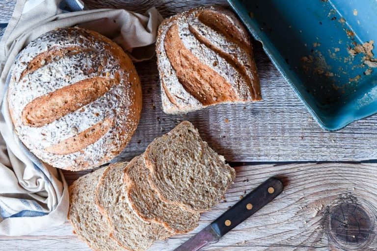 seedy bread (1 of 1) on table with 4 slices
