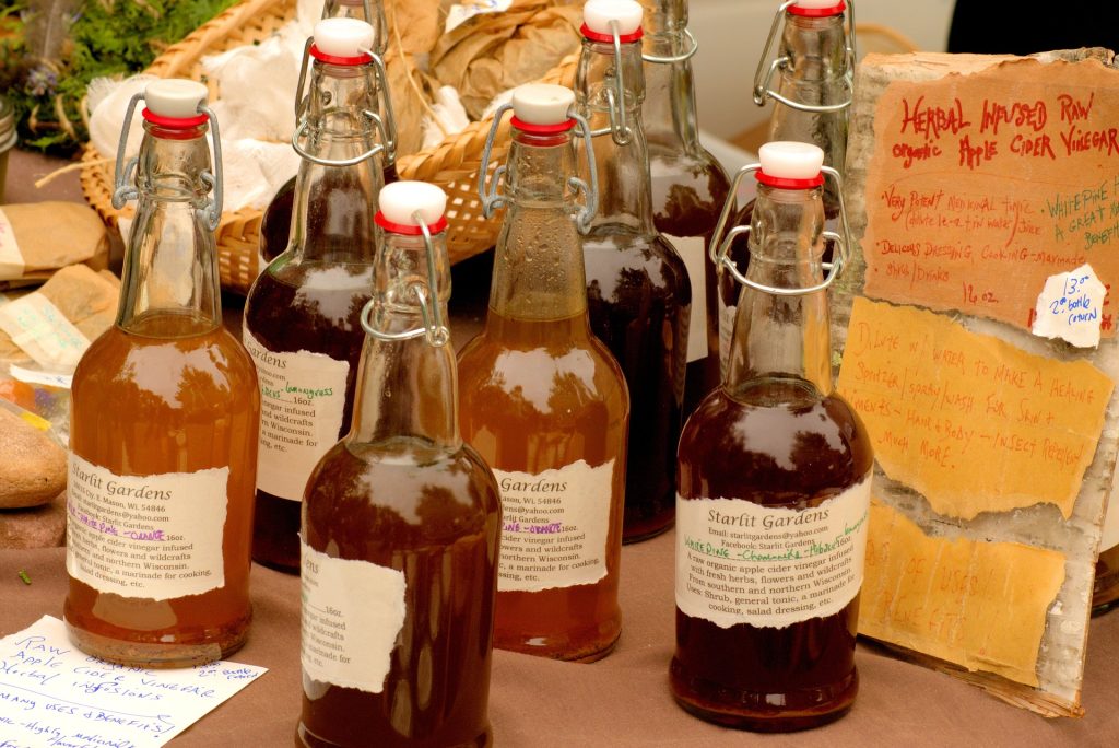 Bottles of apple cider vinegar, but does apple cider vinegar go bad?