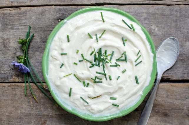 SOUR CREAM (5 of 6) in green bowl chives