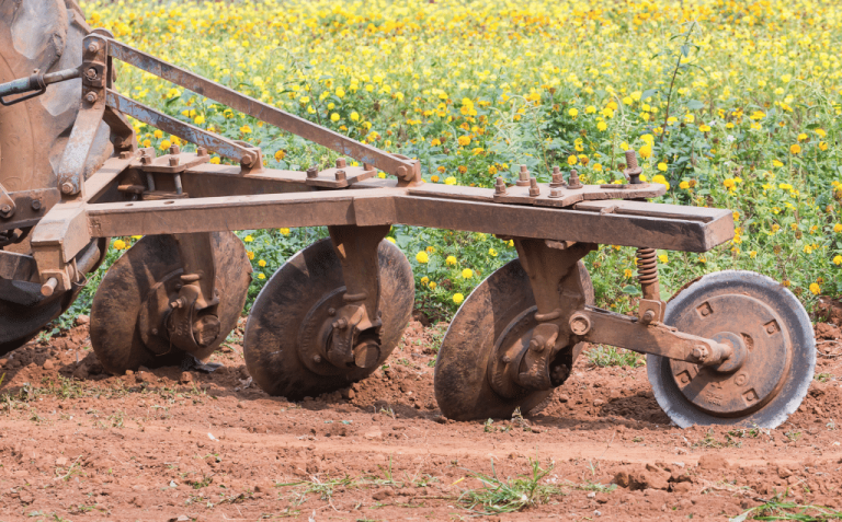 4 bottom disk on back of tractor