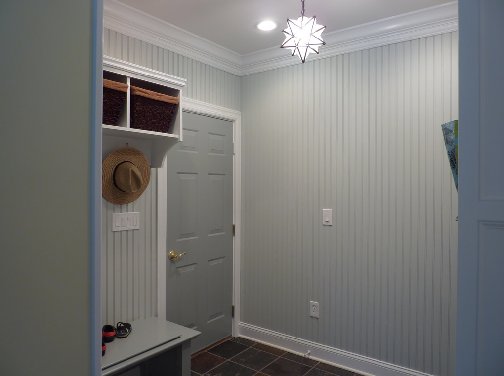 Mudroom with a hat hanging
